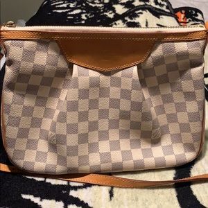 Louis  Vuitton crossbody